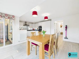 Kitchen/Diner- click for photo gallery